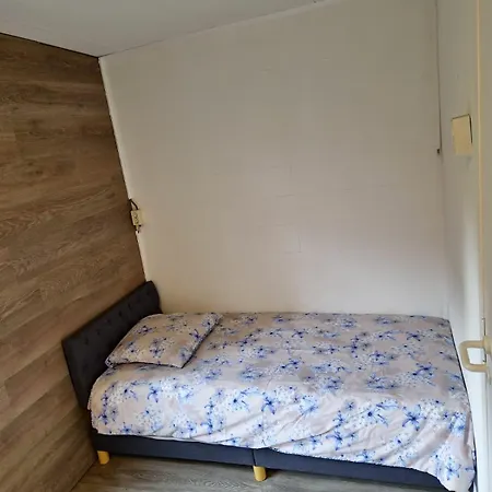 Chalet Met Hottub Lanaken Exterior foto