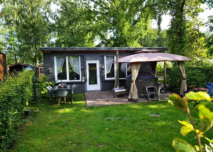 Chalet Met Hottub