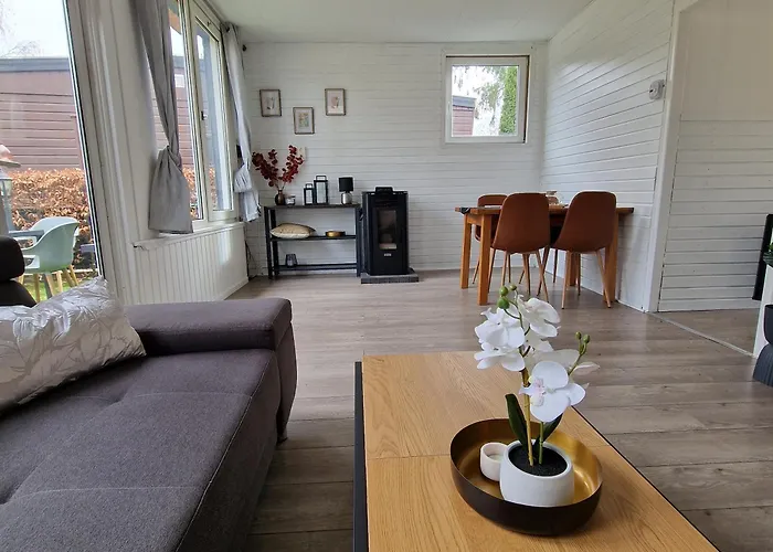 Chalet Met Hottub